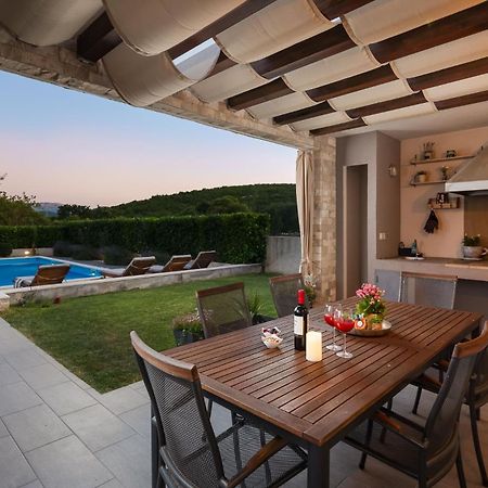 Villa Dali - Luxury Holiday House In Relaxing Area Sicane Екстериор снимка