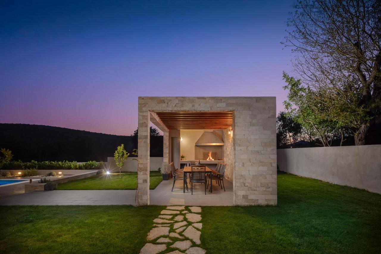 Villa Dali - Luxury Holiday House In Relaxing Area Sicane Екстериор снимка
