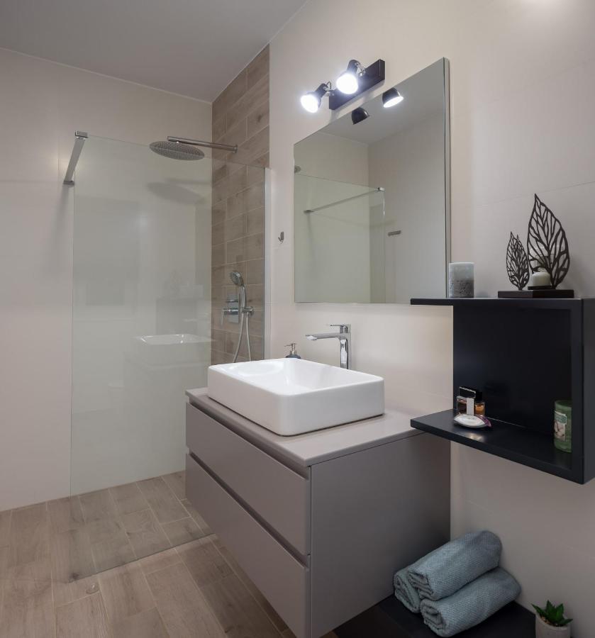 Villa Dali - Luxury Holiday House In Relaxing Area Sicane Екстериор снимка